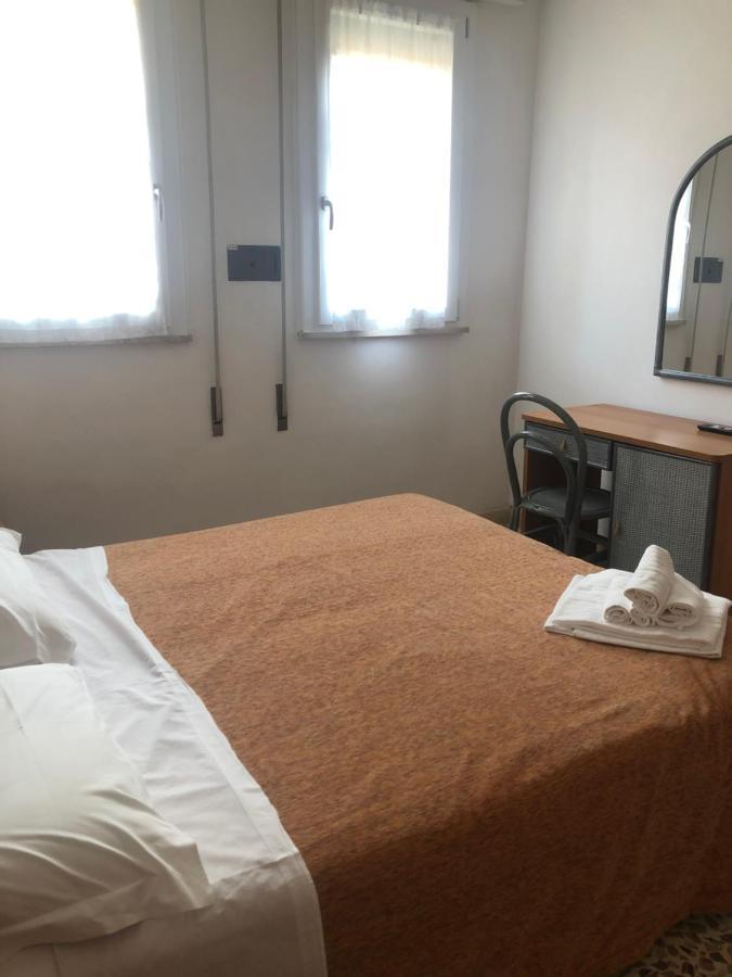 Hotel Del Falco แชร์เวีย ภายนอก รูปภาพ